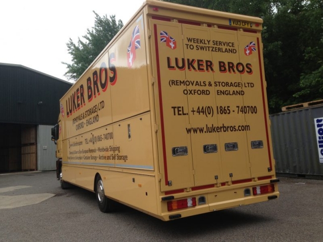 lorry graphics signs Oxford vinyl lettering