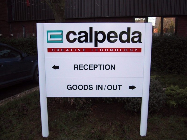 posted sign with lettering Oxford Abingdon Banbury Bicester